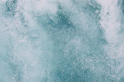 Bubbles Keep Your Bath Water Warmer Longer By Insulating The Surface